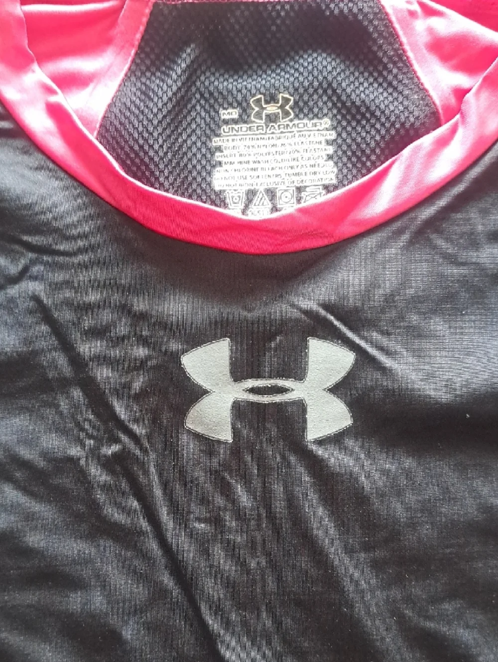 Under Armour Black Pink Long Sleeve Performance Top M - Picture 3 of 9